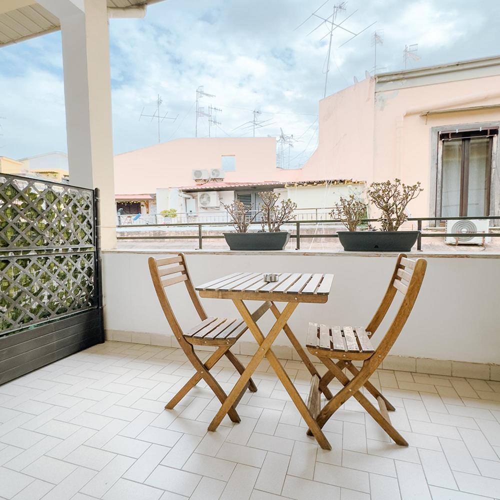 B&B Universita Naples Luaran gambar