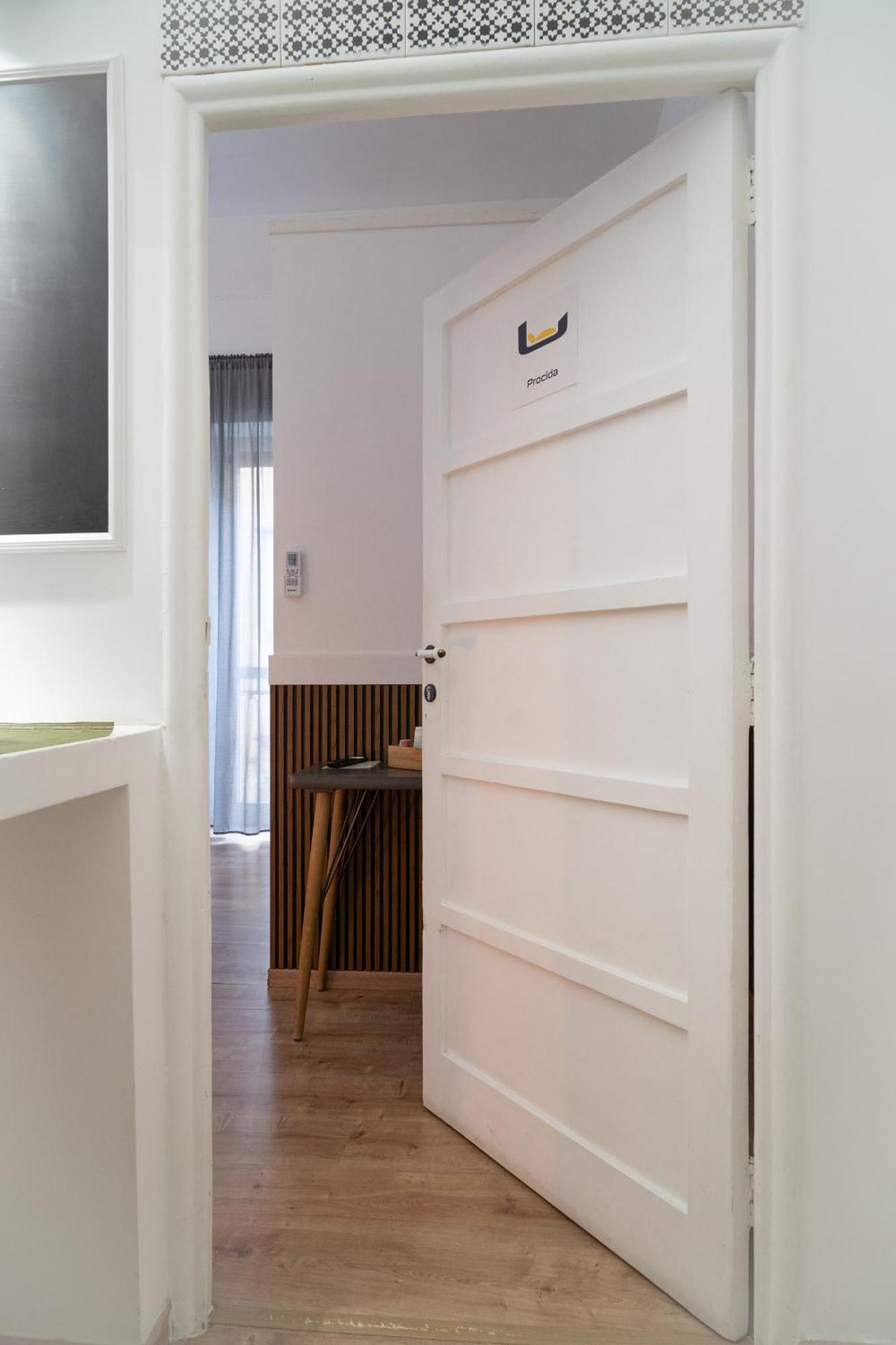 B&B Universita Naples Luaran gambar