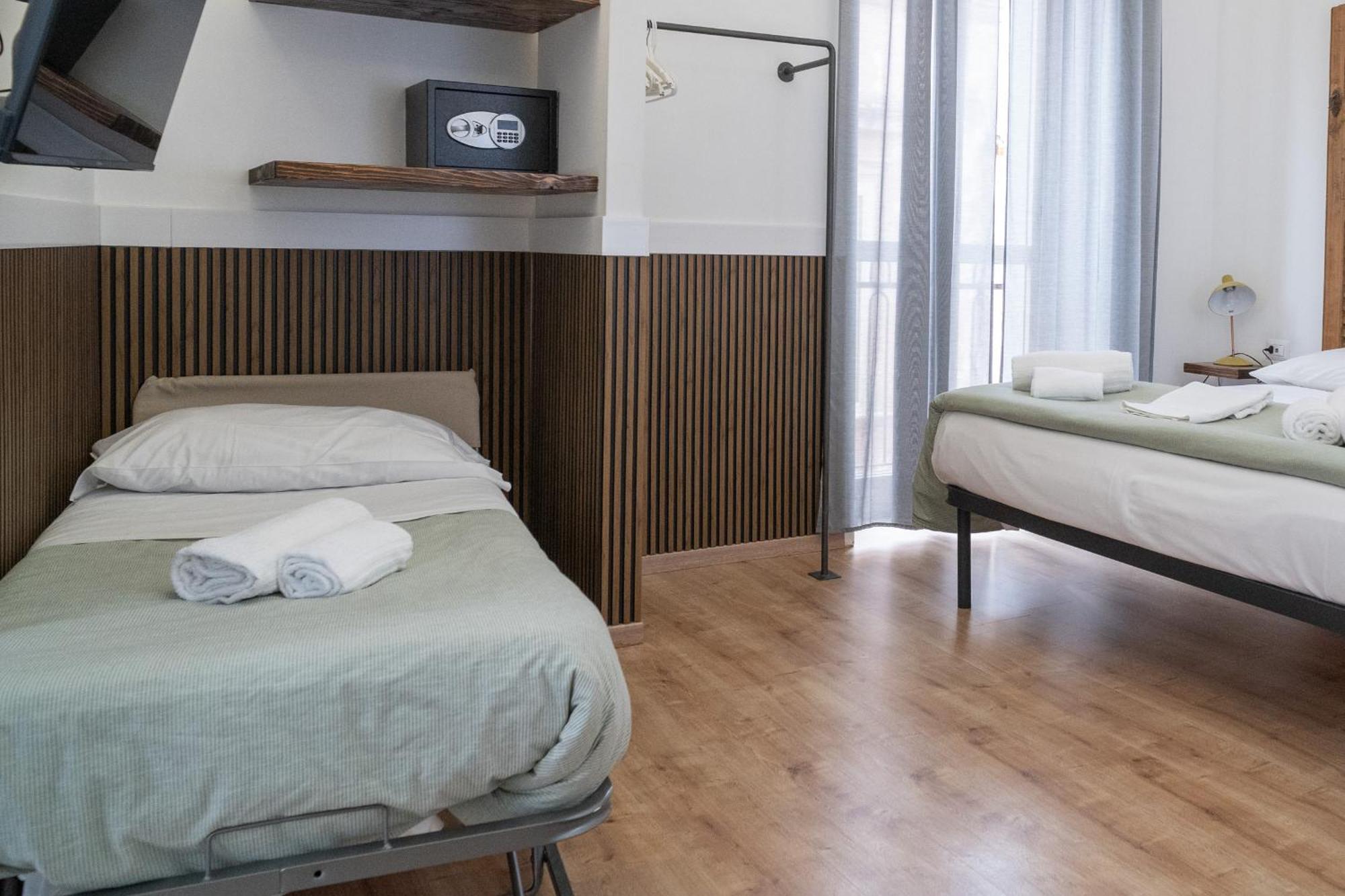 B&B Universita Naples Luaran gambar