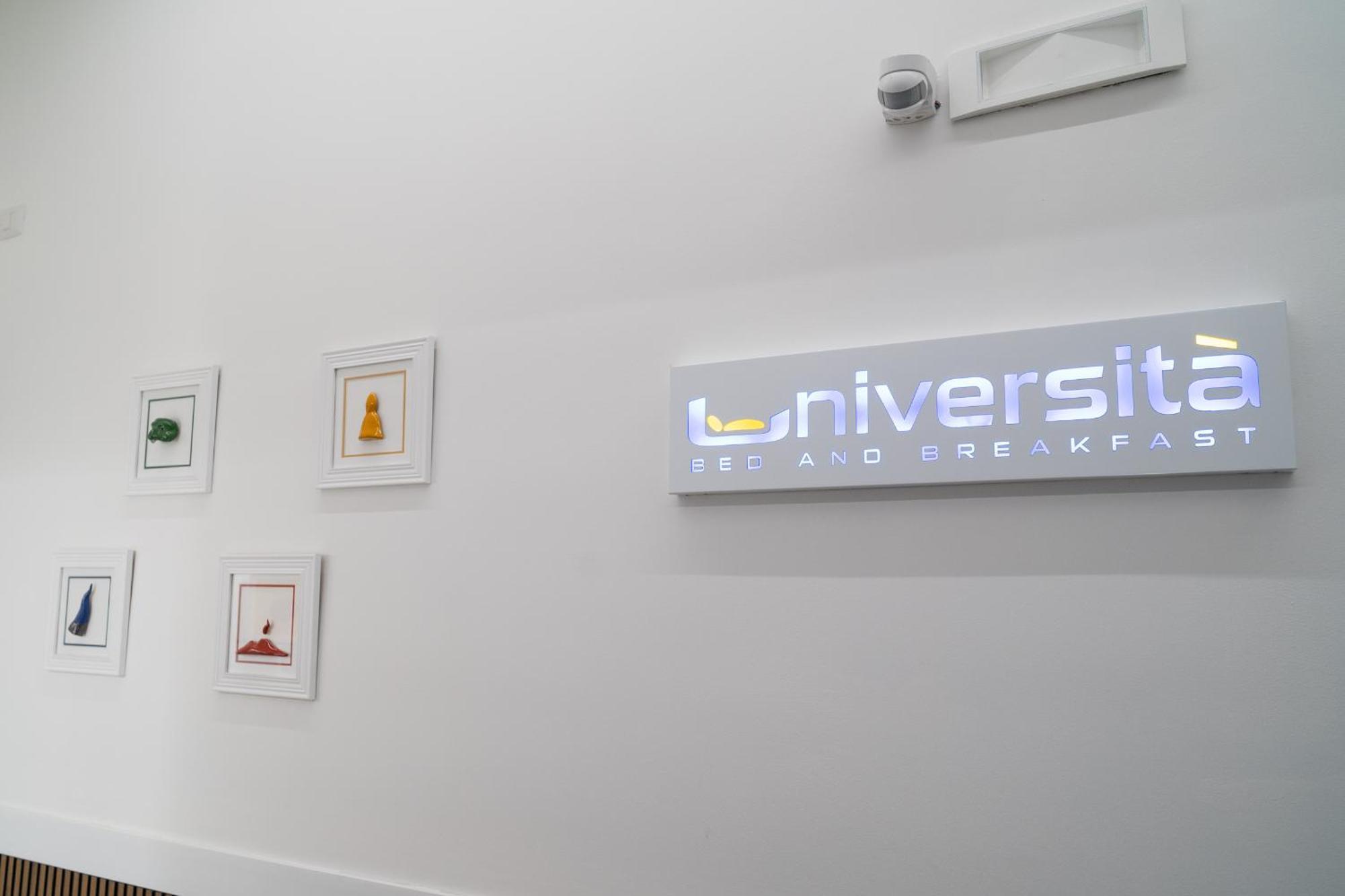 B&B Universita Naples Luaran gambar