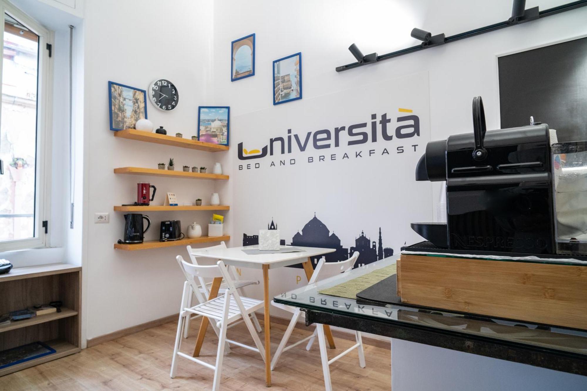 B&B Universita Naples Luaran gambar
